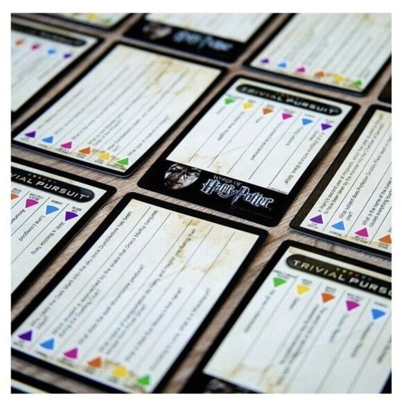 USAopoly Trivial Pursuit World Of Harry Potter Ages 8+ Quickplay Trivia Game - Picture 6 of 8